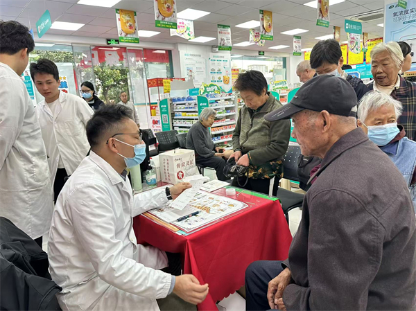 1731289926445052.jpg 25198e8a2c29015ebf23d446043f066.jpg