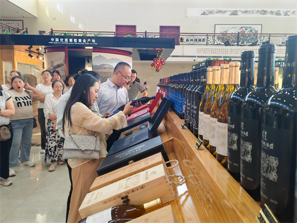 1751876907474121.jpg 4.jpg