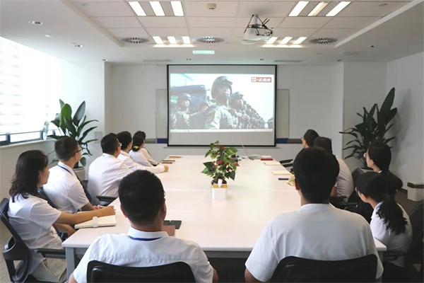 1756948184649185.jpg 4.jpg